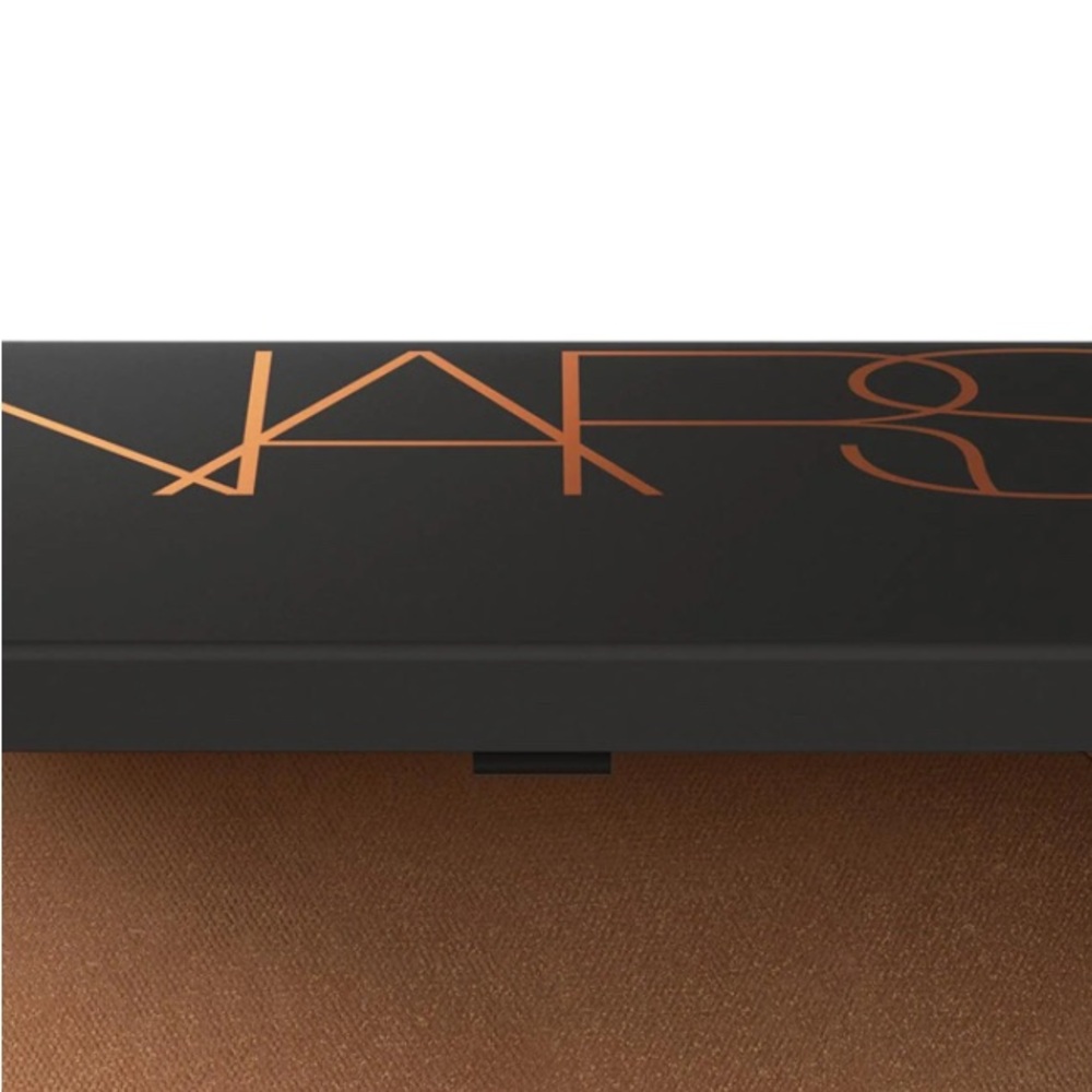 NARS Laguna Bronzer Powder - Picture 3 of 11